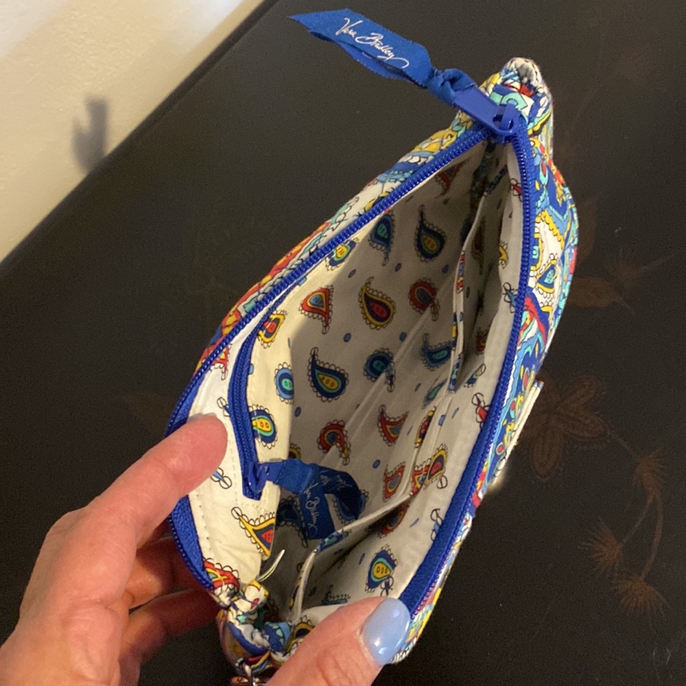 Vera Bradley Wristlet - Picture 5 of 5